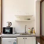 Casa Postavarului 3*