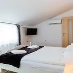 Casa Postavarului 3* Braşov