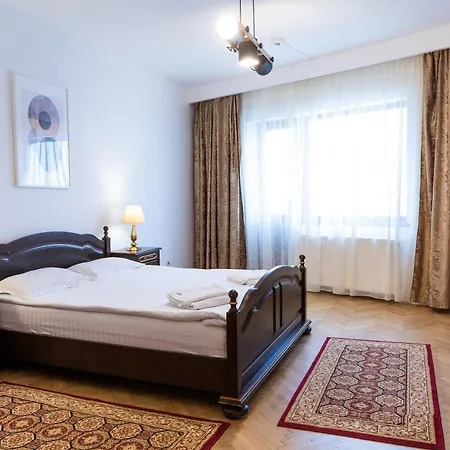 Casa Postavarului 3*