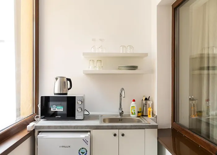 Casa Postavarului 3*