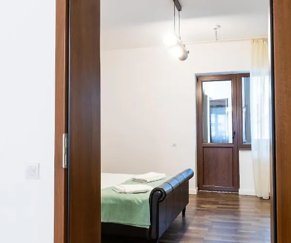 Casa Postavarului Гостьовий будинок Брашов