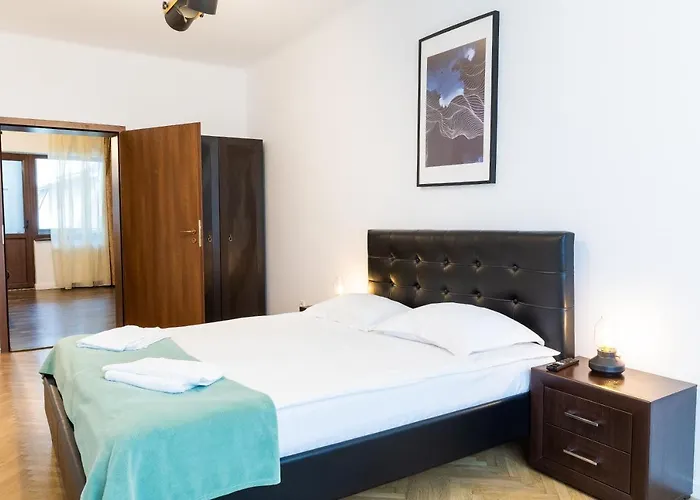 Casa Postavarului 3*