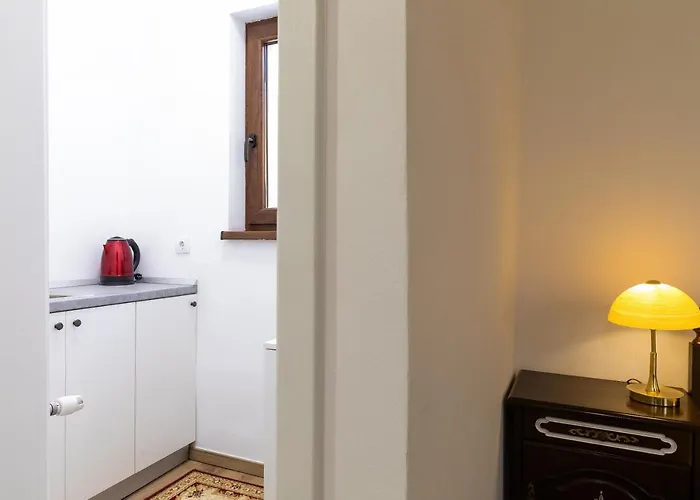 Casa Postavarului 3*